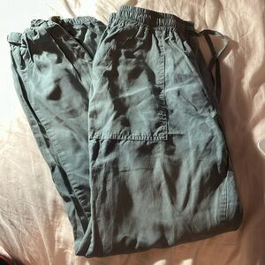 Teal Thread & Supply joggers. Size small.